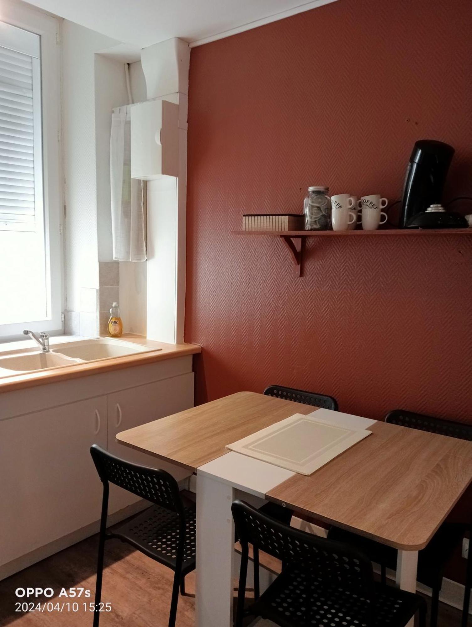Appartement Apparemment Jacuzzi Balneo Centre De *