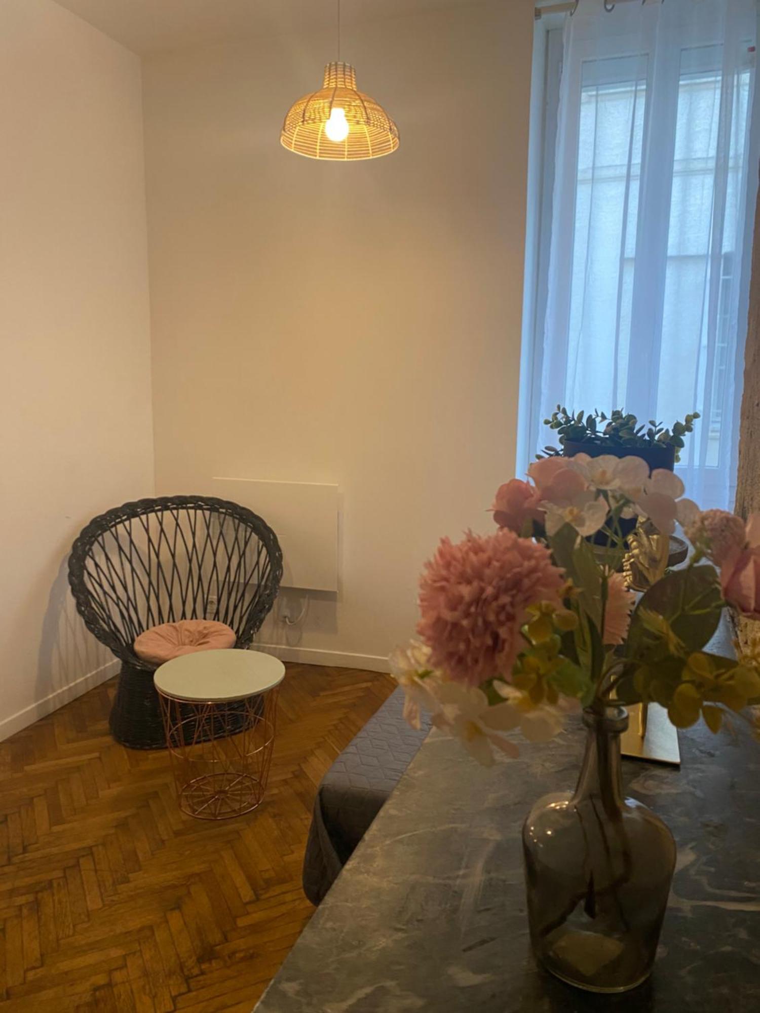 Appartement Apparemment Jacuzzi Balneo Centre De *